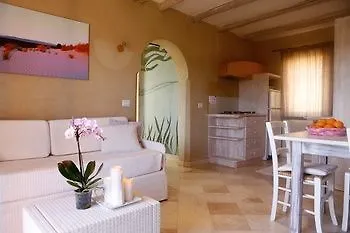 Baia De Bahas Exclusive Hotel Golfo di Marinella 3*, Marinella (Sardinia)